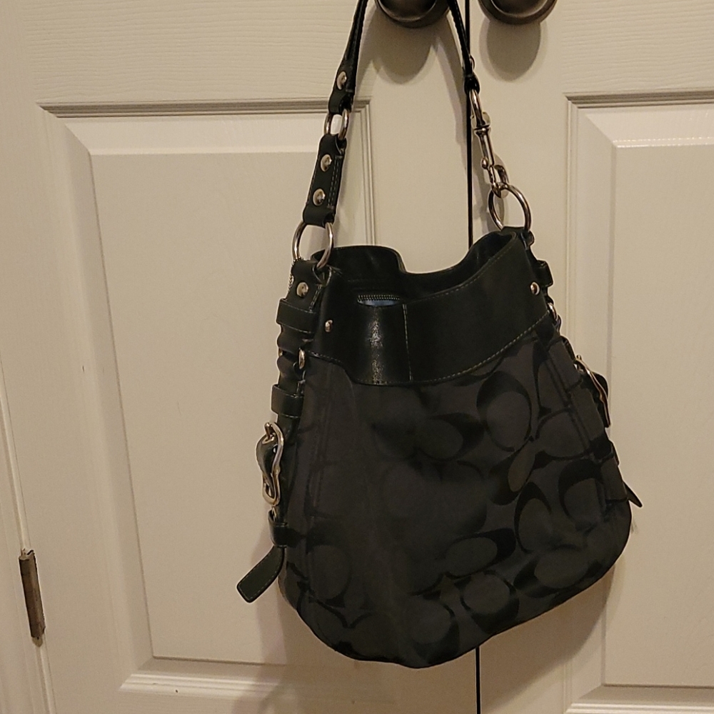 Purse - Picture 2 of 2